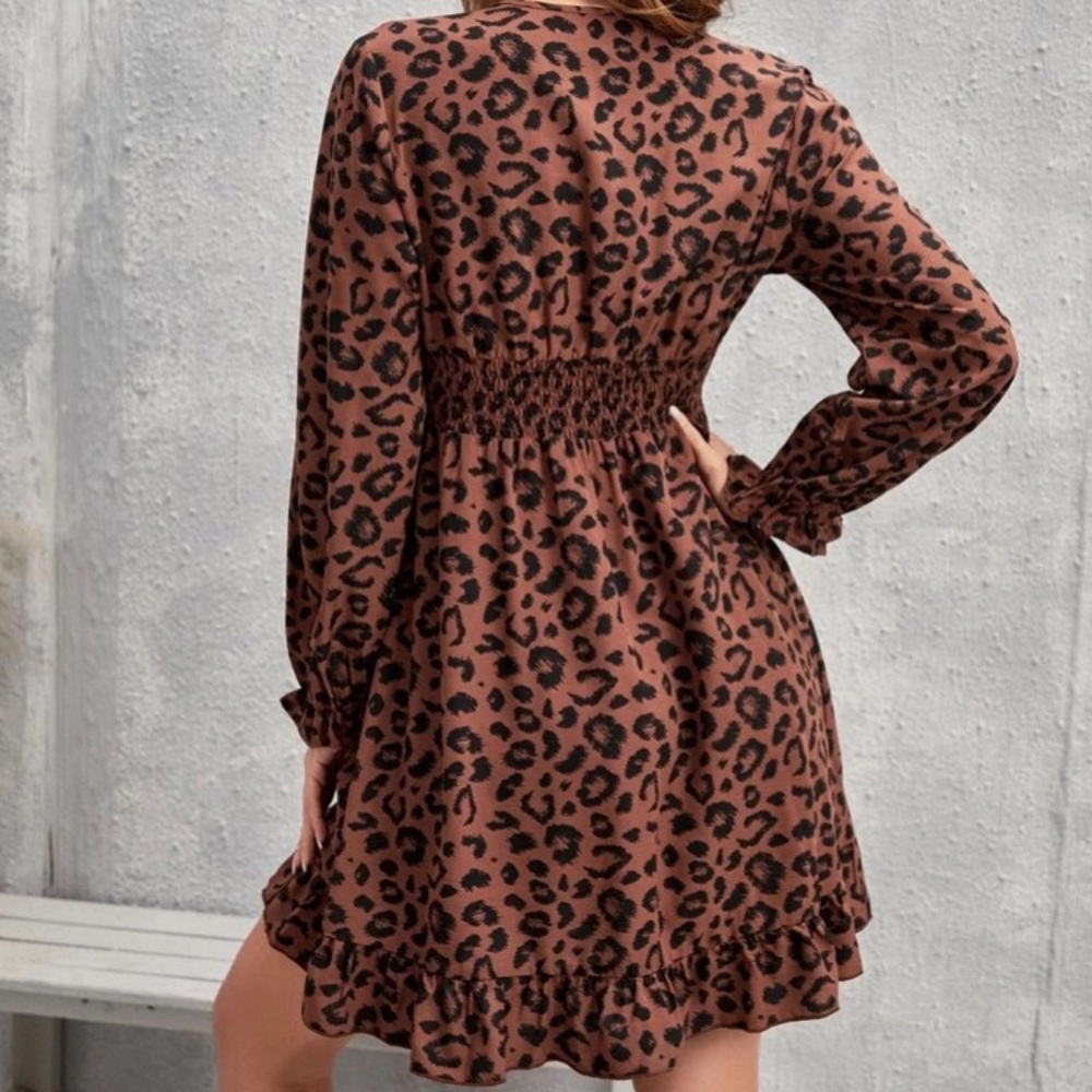 🔥LAST ONE🔥Leopard Print Ruffle Dress 🐾 - Picture 3 of 5